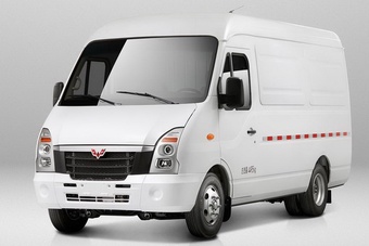 五菱EV80汽车